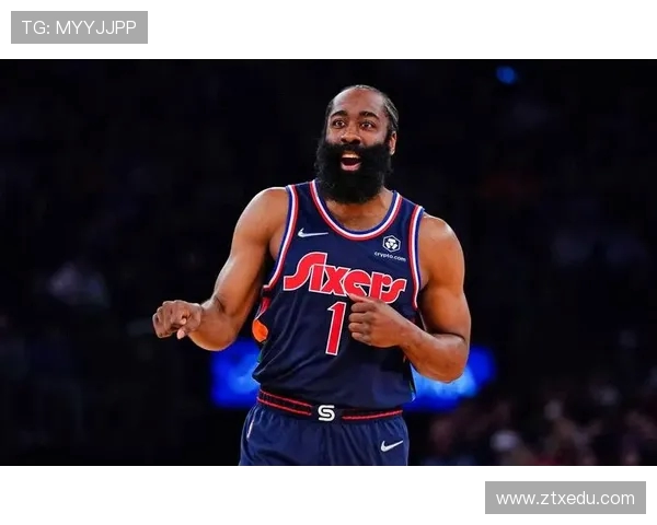 詹姆斯哈登用智慧与激情诠释篮球艺术引领新时代球场风潮