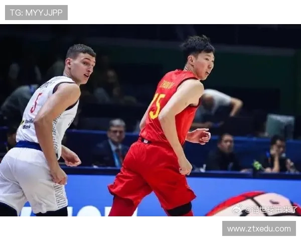 周琦领衔中国篮球再攀高峰 助力国家队征战国际赛场新篇章 周琦领衔中国篮球再攀高峰 助力国家队征战国际赛场新篇章