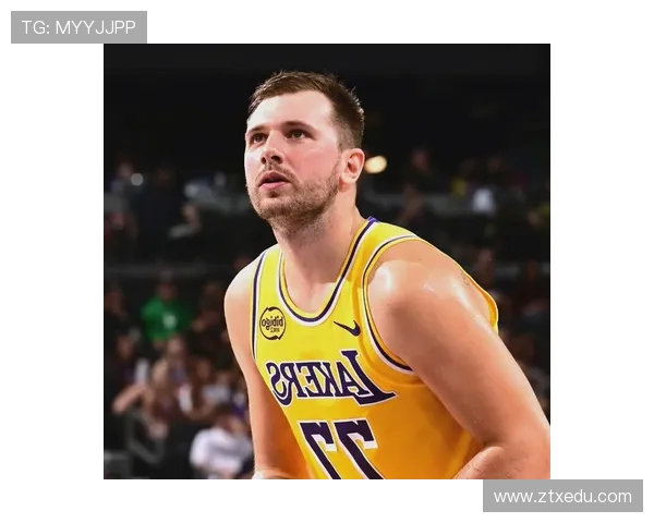 2011年湖人对阵勇士的经典对决回顾与精彩瞬间分析