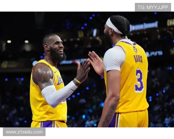 32雄鹿对湖人精彩直播回放与赛后分析全记录