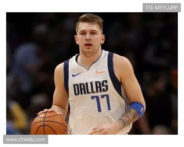 墨尔本骑士对阵悉尼联合精彩直播全程回顾与赛后分析